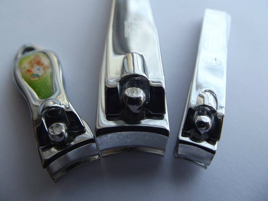 how to sharpen clipper blades with aluminum foil